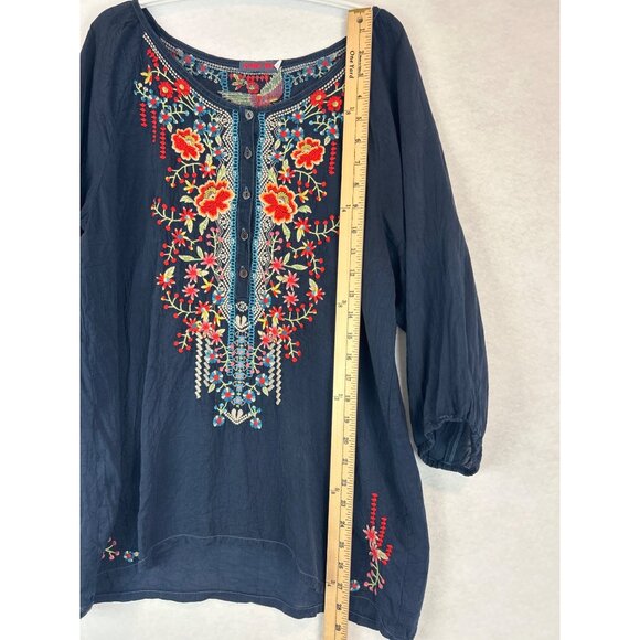 Johnny Was Navy Blue Embroidered Tunic Floral 3/4 Sleeves Lightweight Size M - Picture 8 of 9